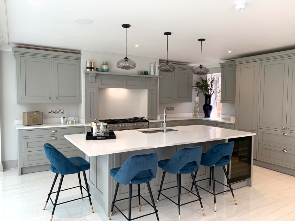 FeaturePackedContemporaryKitchenEggerMonochrome1394.jpg
